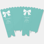 ホワイトリエレガントボンボウティール（緑がかった色）ブルーベビーシャワー フェイバーボックス (見開き)