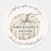 ホワイトリトルカボチャ赤ちゃんシャワーありがとう ラウンドシール (正面)