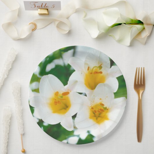 ホワイトリリー – 愛のシンボル ペーパープレート (ウェディング)
