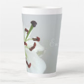ホワイトリリー、花。ラテマグ カフェラテマグ (正面)
