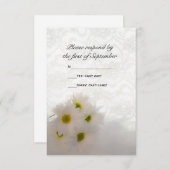 ホワイトレースとデイジーウェディングRSVP 出欠カード (正面/裏面)