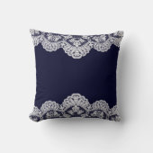 ホワイトレースネイビーブルー クッション (正面)