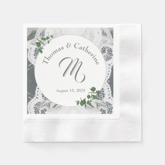 ホワイトレース&バラ葉紙プレート 縁ありカクテルナプキン (正面)