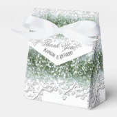 ホワイトレース & ベビーズブレス ウェディング フェイバーボックス (正面サイド)