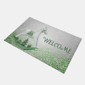 ホワイトロッキングホースグリーンクリスマスホリデー ドアマット (アングル)