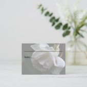 ホワイトローズパーソナライズされたフローラ結婚ズ プレイスカード (スタンド正面)