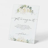 ホワイトローズブライダルシャワーサインにリングや輪を入れる 台座サイン (正面)