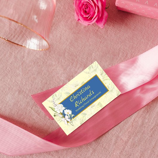 ホワイトローズモダンフローラロゴ名刺 名刺