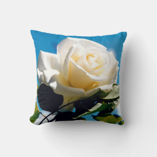 ホワイトローズ美しい クッション
