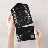 ホワイトワイルドフラワーシルエット結婚リースズブラック オールインワン招待状 (貼ってはがせる)