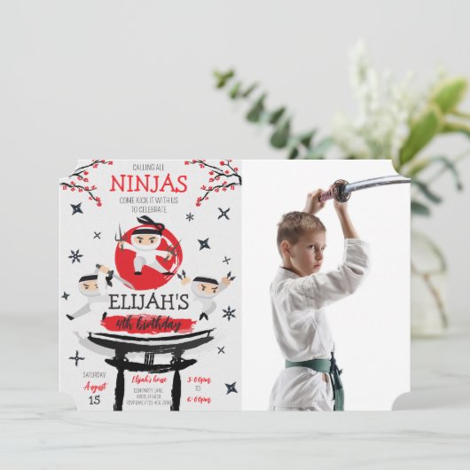 ホワイト忍者戦士武術アーツ誕生日写真 招待状 (スタンド正面)
