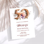 ホワイト金ゴールドピーチフローラ50th birthday luxury 招待状<br><div class="desc">50モダン歳のスタイリッシュ誕生日に、魅力的で魅力的な招待状。白い背景飾、桃と紫の水色の花。名前は手書文字のスタイルスモダンクリプト付き。カスタマイズしてパーティー詳細を追加する。50番はバ書ロンスタイルフォント、スクリプト付き。</div>