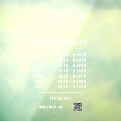 ホワイト オープニングアワーズ ロゴ QRコード 透明 ウィンドウサイン (シート3)