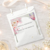 ホワイト＆ゴールドの水彩画の結婚前お披露目パーティーの招待状 フェイバーバッグ (クリップ留めされた状態)