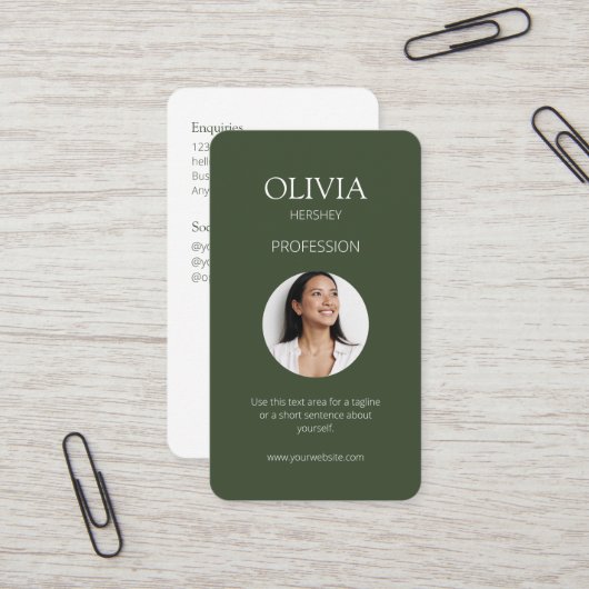 ホワイト/シックなダークセージ緑の写真ソーシャルQRコード 名刺 (正面/裏面インサイチュ)