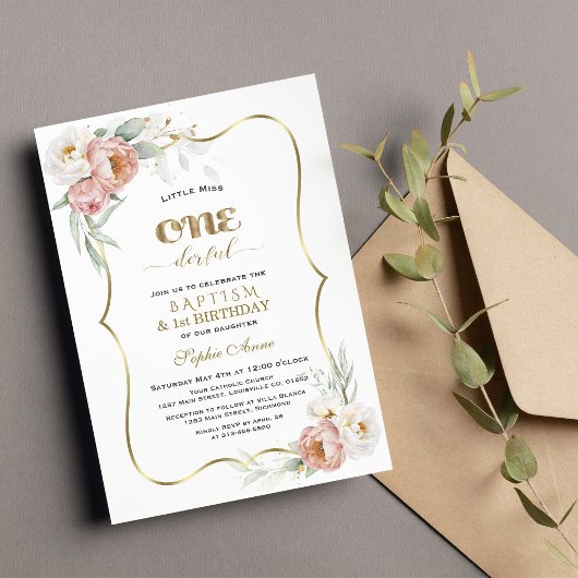 ホワイト ダスティ ローズ フラワーズ ファースト バースデー & 洗礼 招待状