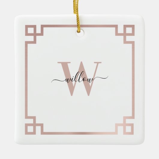 ホワイト&バラ金ゴールドピンクギリシャ鍵 モノグラムの セラミックオーナメント (正面)