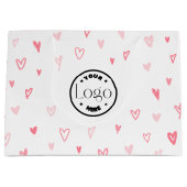 ホワイト&ピンクモダンラブハートハッピーバレンタイン ラージペーパーバッグ (正面)