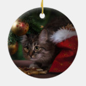 ホワイト・ポープリントネイビー・ブルー猫の写真(Name Year) セラミックオーナメント (裏面)