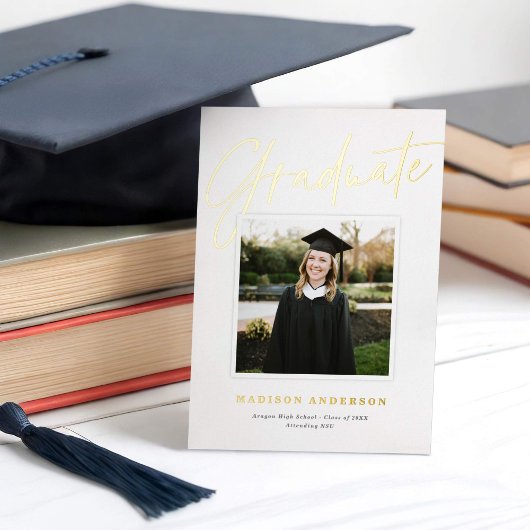 ホワイト+金ゴールドスクリプトフォト卒業のお知らせ 箔招待状