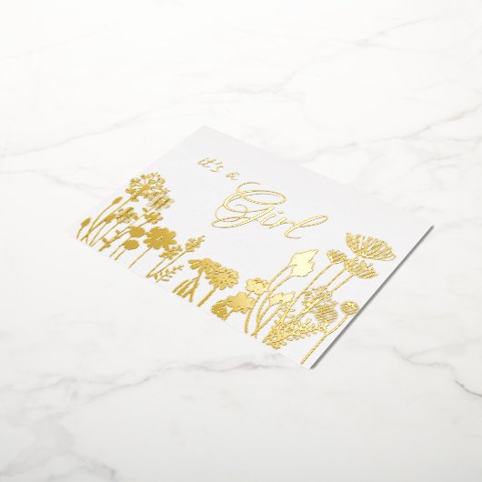 ホワイト |金ゴールドフローラ女の子の誕生発表 箔招待状ポストカード (回転した状態)