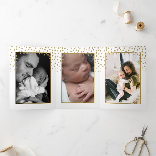 ホワイト&金ゴールド水玉模様、3フォトコラージュベビー誕生 三つ折り案内状 (内部)