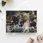 ホワフェミニンイ素朴スクリプ結婚ト写真 サンキューカード<br><div class="desc">美祝しいカスタマイズ可能な写真のサンキューカードで結婚、あなたの素朴な魅力を反映するように設計され結婚た特別な日。素朴なスクリプトのフォトオーバーレイを備えている。写真、名前、日お気に入りの付け結婚、メッセージを追加し感謝していてパーソナライズする。この写真サンキューカードは他のカードで入手できる。素朴な結婚式に最適。</div>
