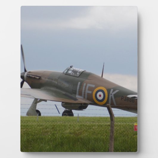 ホーカー ハリケーン 斜め前方 フォトプラーク (正面)