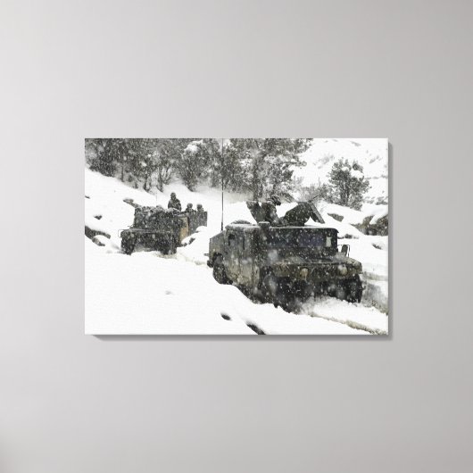 ホースト・ガルデス峠の米海兵隊パトロール キャンバスプリント (正面)