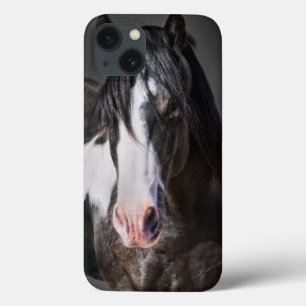 ホースポートレートII iPhone 13ケース