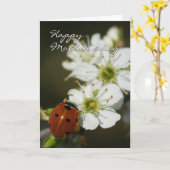 ホーソーン-女性のてんとう虫が付いている母の日カード カード (黄色い花)