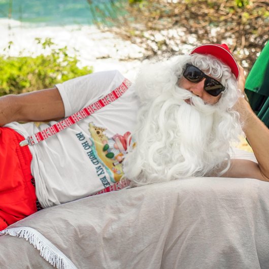 ホーホホールドマイビール格言 Tシャツ