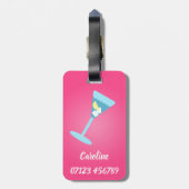 ホームはジンの場所である。ピンクで、あなたの名前で ラゲッジタグ (裏面縦)