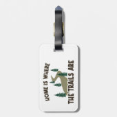 ホームはトレイルがハイキングしている場所 ラゲッジタグ (裏面縦)