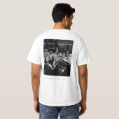 ホームはフィールドの場所 Tシャツ (裏面フル)