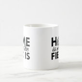 ホームはフィールドの コーヒーマグカップ (中央)