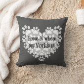 ホームは私のヨークシャーテリアは引用文 クッション (ブランケット)