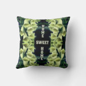 ホームスイートホームフォックスグローブフラワーズ抽象芸術 クッション (裏面)