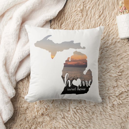 ホームスイートホームミシガンウィズハート クッション (ブランケット)