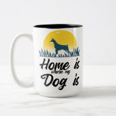 ホームズマイドッグ – ドバーマンサンセットデザイン ツートーンマグカップ (左)