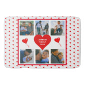 ホームフォトコラージュパーソナライズされたファミリーバレンタイン バスマット (正面)