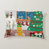 ホームフォーザホリデーズイラストレーション アクセントクッション (裏面)