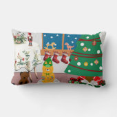 ホームフォーザホリデーズイラストレーション ランバークッション (裏面)