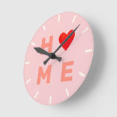 ホームモダンハートオンピンク ラウンド壁時計 (傾斜)