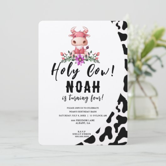 ホーリーカウー子供の誕生日パーティの招待状テンプレート 招待状 (スタンド正面)