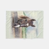 ホールターを搭載するブラウンの馬 フリースブランケット (正面(横))