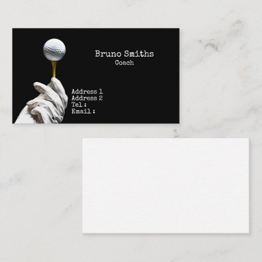 ホールブラックの背景の横のピンにゴルフボールが置かれている 名刺 (正面/裏面)