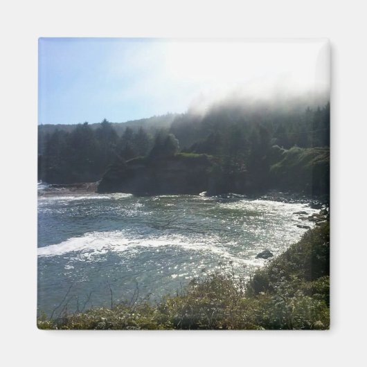 ボイラベイ、または マグネット (正面)