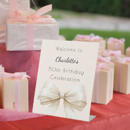 ボウクリームベージュ誕生日パーティーへようこそ 台座サイン