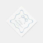 ボウタイイングザノット何か青いブライダルシャワー スタンダードカクテルナプキン (角)